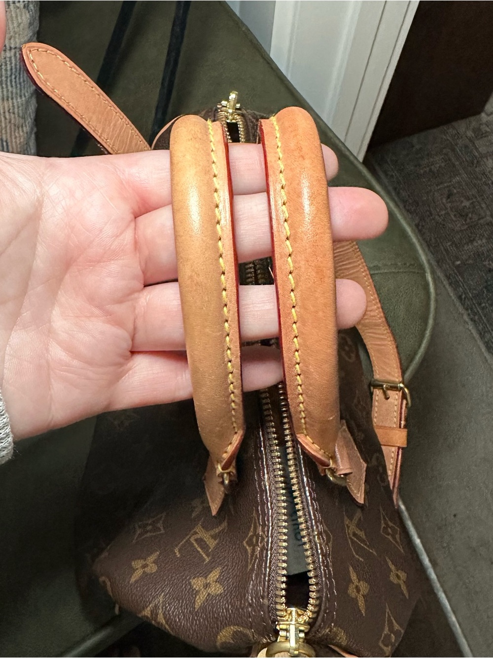 Louis Vuitton Brown Monogram Canvas Speedy with Natural Vachetta Trim - Picture 16 of 16
